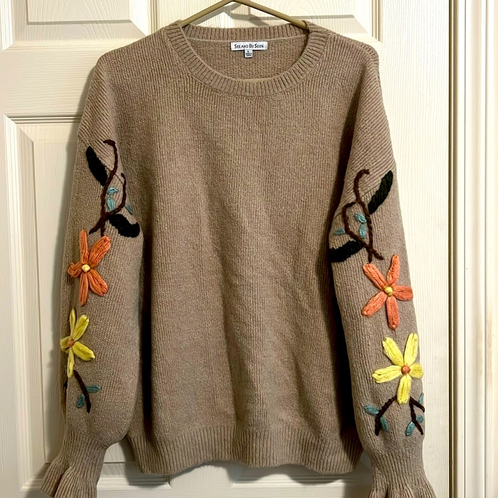 Island By Serein Taupe Floral-Appliqué Crewneck Sweater